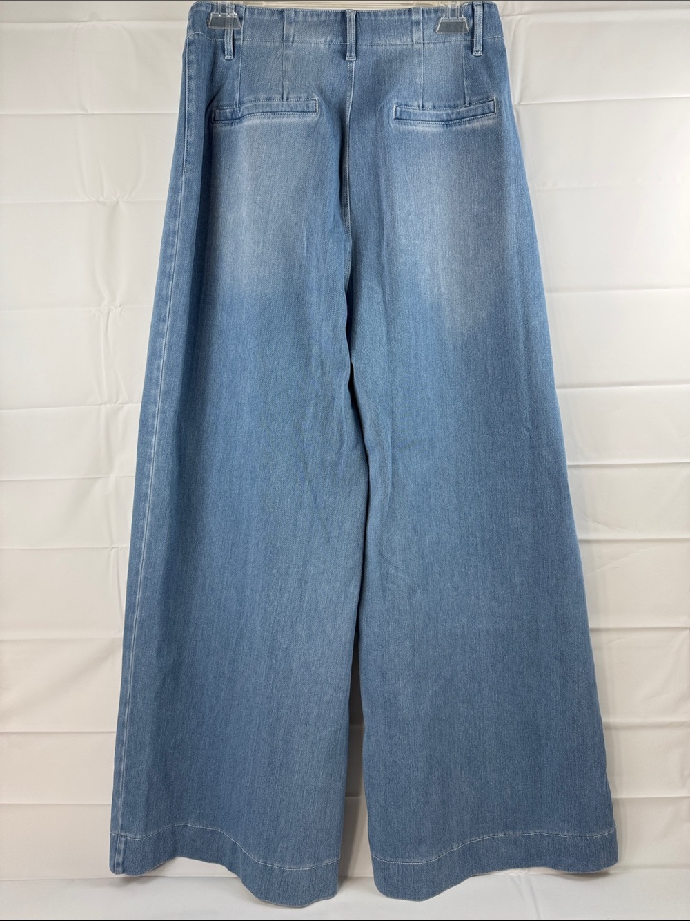 HALARA Light Wash Wide-Leg Denim Jeans - Picture 5 of 15